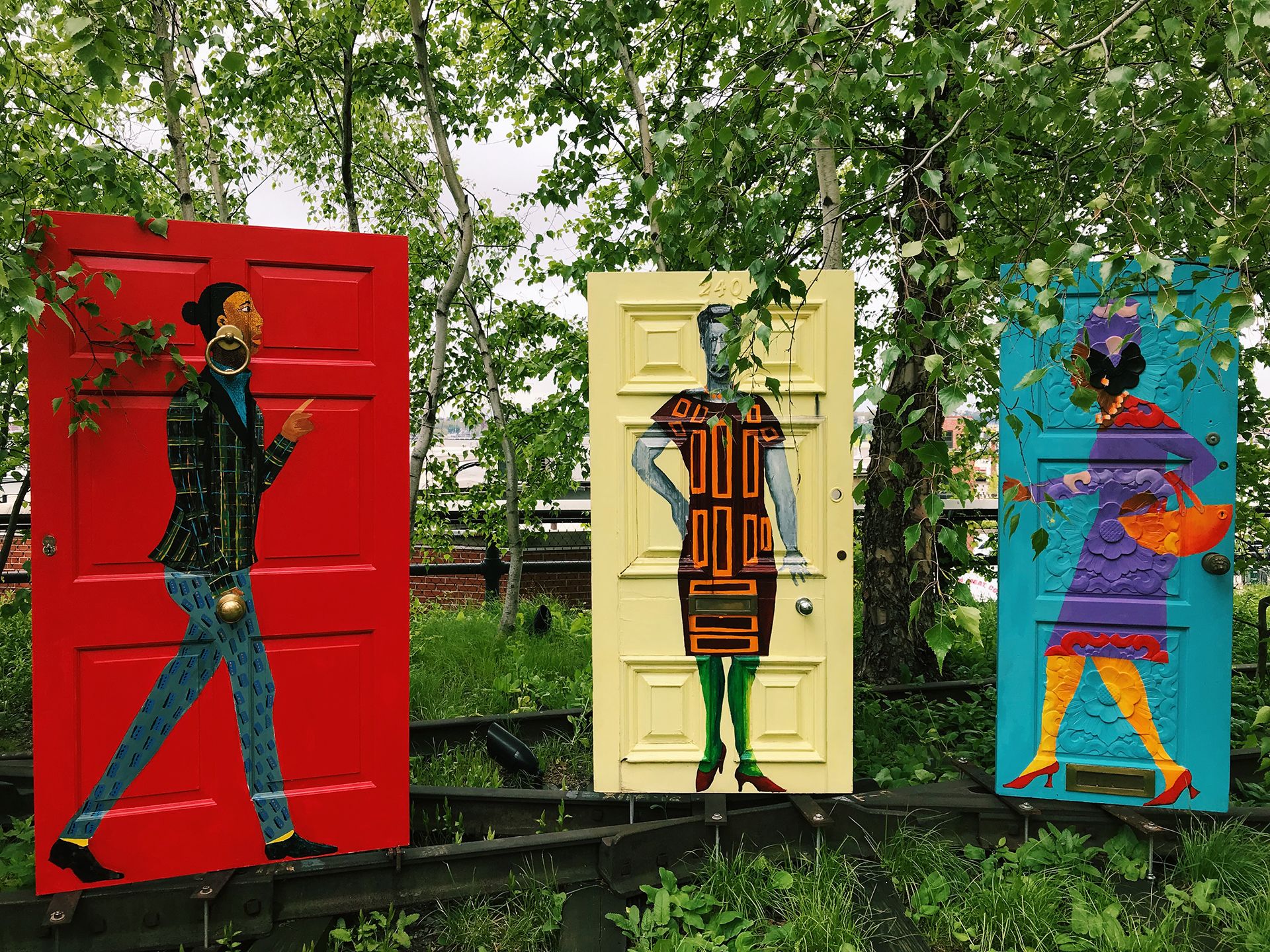 The group mostly examined public art.