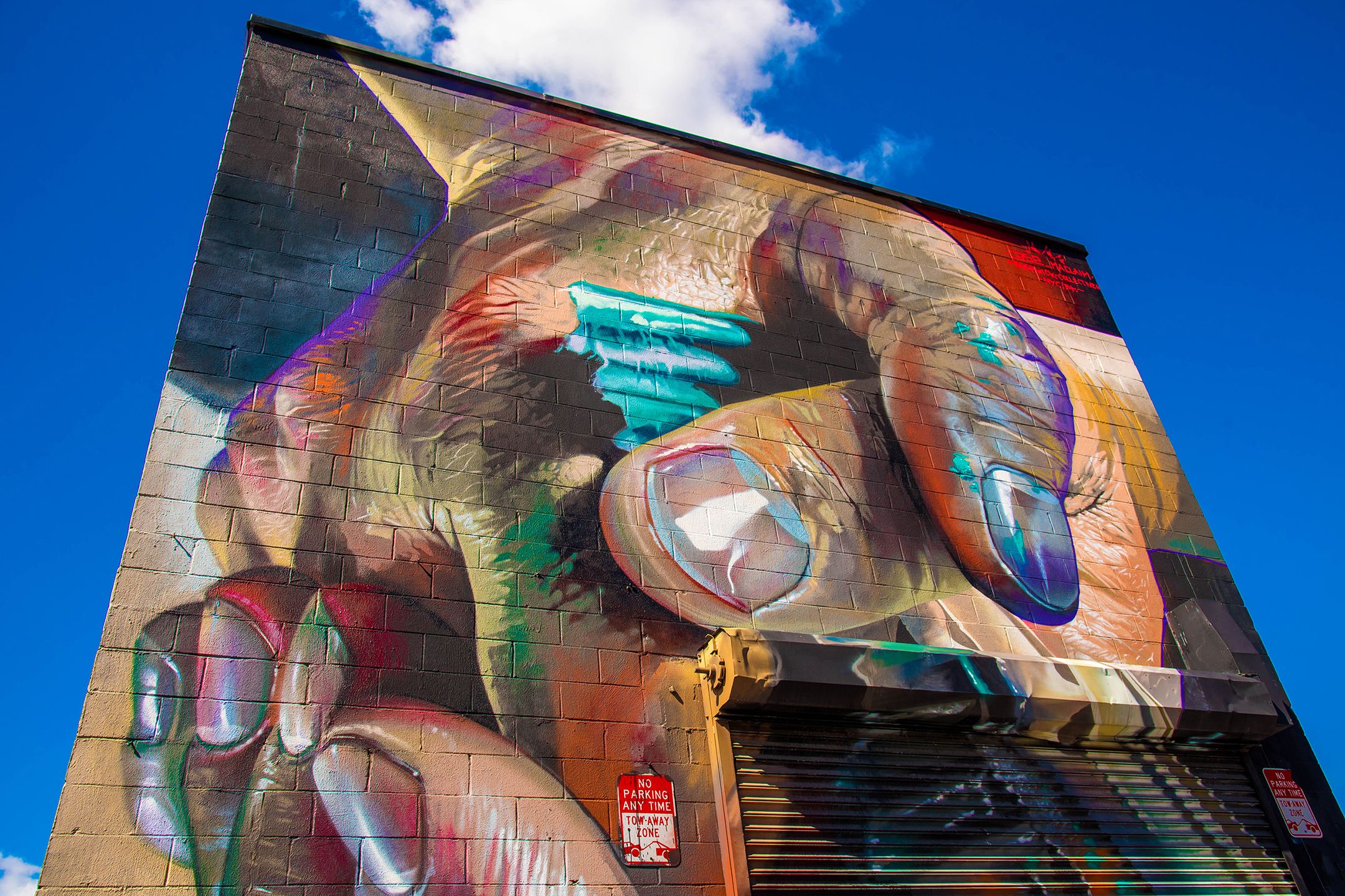 Students compared the difference between street artists and gallery artists.