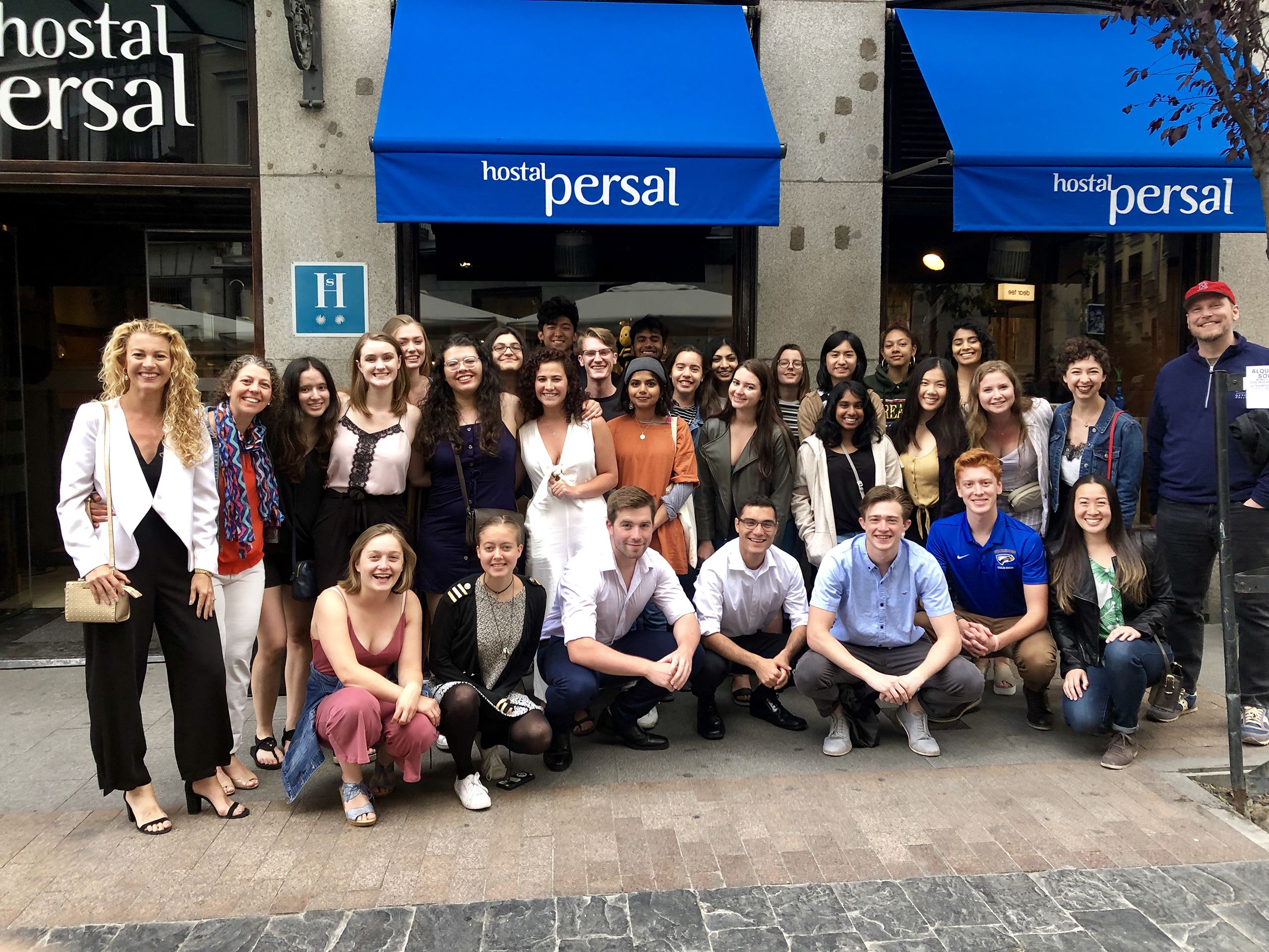 Students met up with their fellow Oxford classmates from an advanced Spanish course who were also traveling to share their experiences.