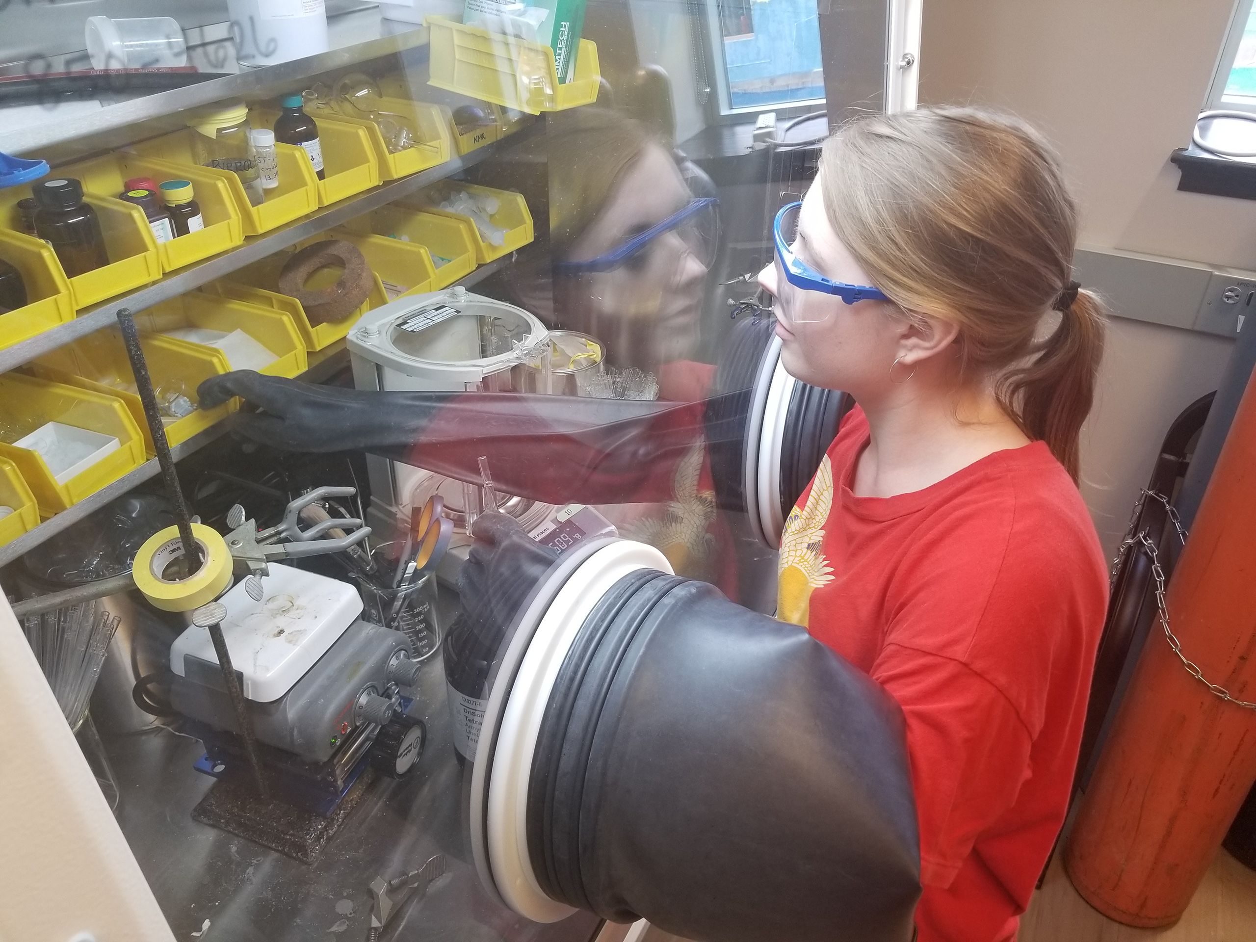 Maggie Gunter wanted to enhance her inorganic chemistry knowledge by working with Austin Scharf.